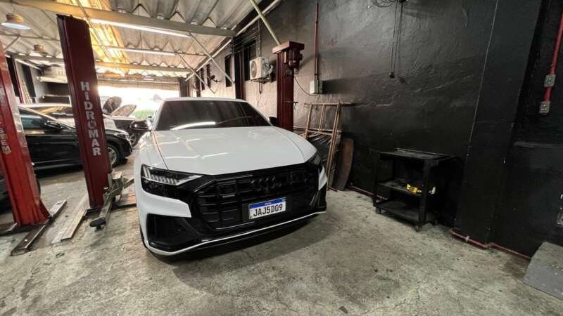 oficina carro de luxo